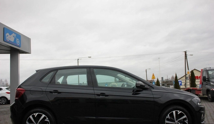 Volkswagen Polo cena 42900 przebieg: 49303, rok produkcji 2019 z Gniezno małe 254